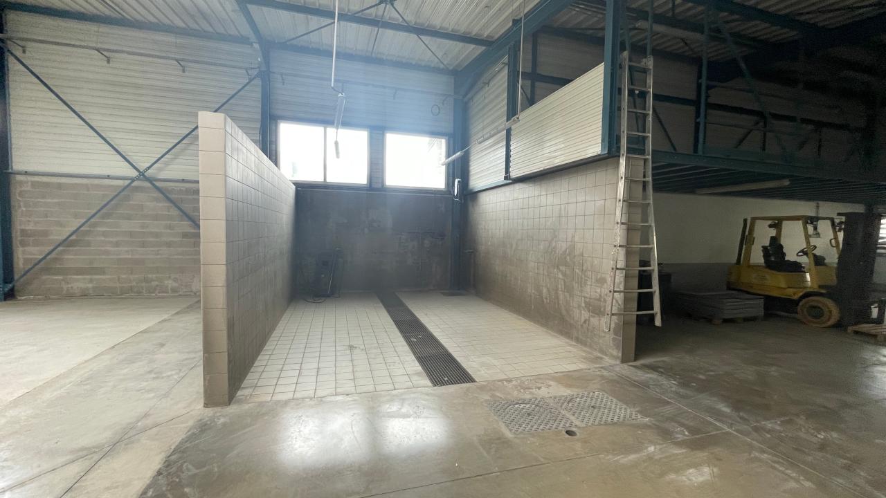 Local d'activité Neuves-Maisons 800m² Location local d'activité Neuves-Maisons Meurthe-et-Moselle OLACT2423627 5